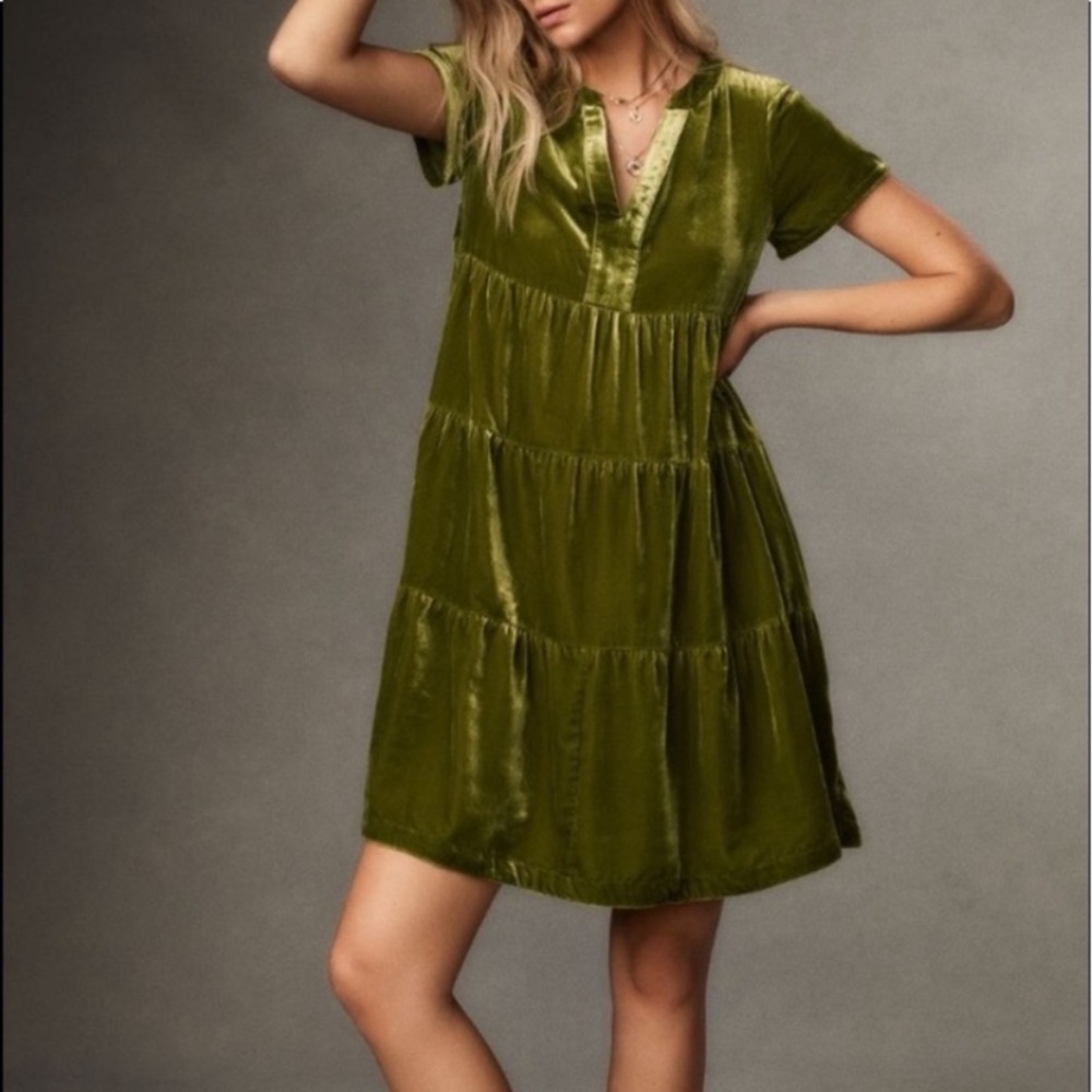 Maeve Anthropologie Harper tunic dress velvet green size small v neck Holiday